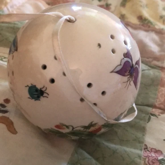 Vintage Ceramic Sachet Ball - Picture 4 of 8